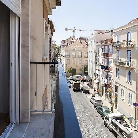 Joivy Bright 2Br Apt With River Views &Balcony In Alfama, Moments From Santa Apolonia Train Station Leilighet Lisboa Eksteriør bilde