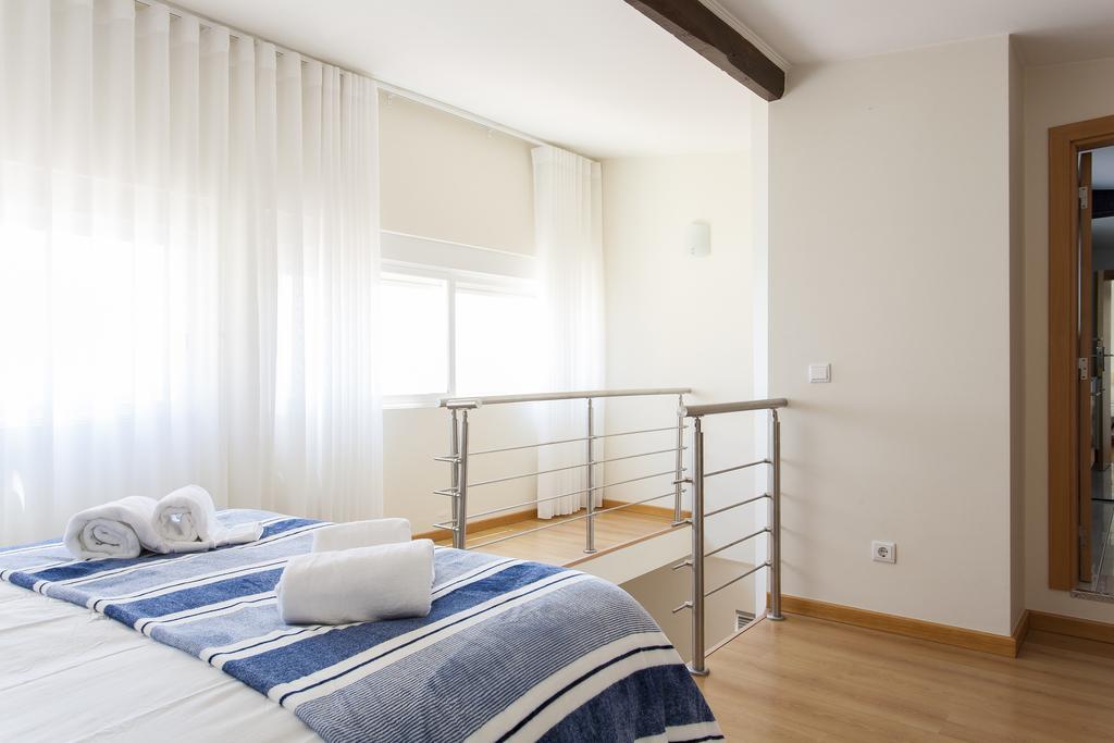 Joivy Bright 2Br Apt With River Views &Balcony In Alfama, Moments From Santa Apolonia Train Station Leilighet Lisboa Eksteriør bilde