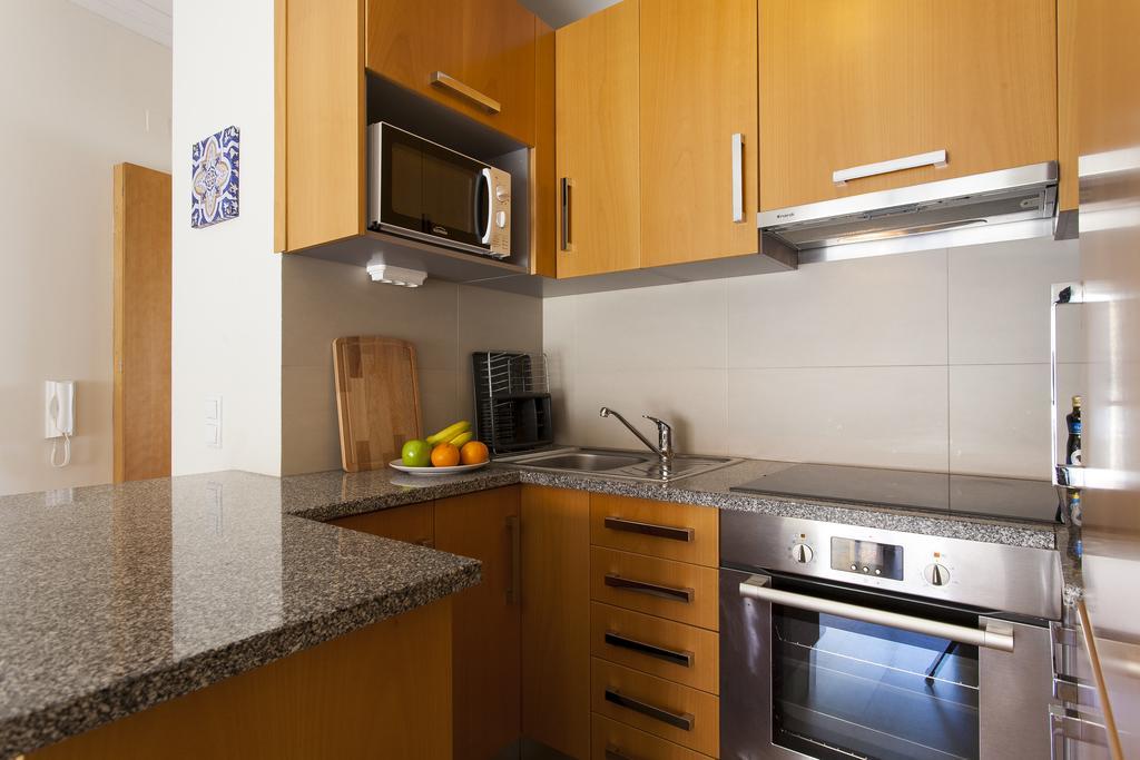Joivy Bright 2Br Apt With River Views &Balcony In Alfama, Moments From Santa Apolonia Train Station Leilighet Lisboa Eksteriør bilde